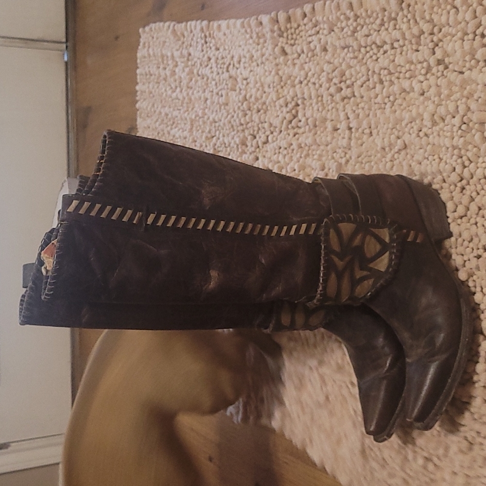 Old Gringo 7 1/2 B Distressed walking heel knee Boots - Picture 3 of 16